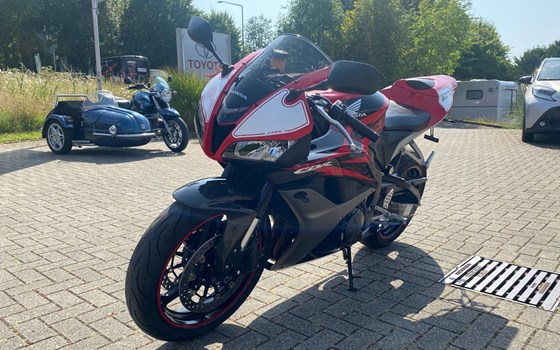 Gebrauchtmotorrad Honda CBR600RR - Bild 8