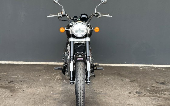 Neufahrzeug Royal Enfield Super Meteor 650 - Bild 10