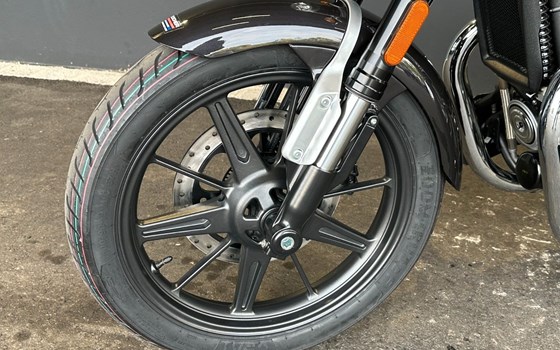 Neufahrzeug Royal Enfield Super Meteor 650 - Bild 18