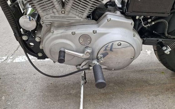 Gebrauchtmotorrad Harley-Davidson Sportster XL 883 - Bild 4 Gebrauchtmotorrad Harley-Davidson Sportster XL 883 - Bild 4