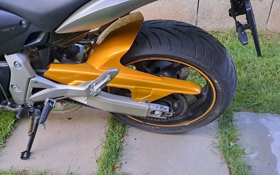 Gebrauchtmotorrad Honda CB 600 F Hornet - Bild 5 Gebrauchtmotorrad Honda CB 600 F Hornet - Bild 5