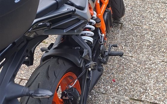 Gebrauchtmotorrad KTM 390 Duke - Bild 2