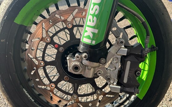 Gebrauchtmotorrad Kawasaki KX450F - Bild 9 Gebrauchtmotorrad Kawasaki KX450F - Bild 9