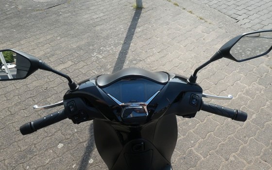 Neufahrzeug Honda SH125i - Bild 9