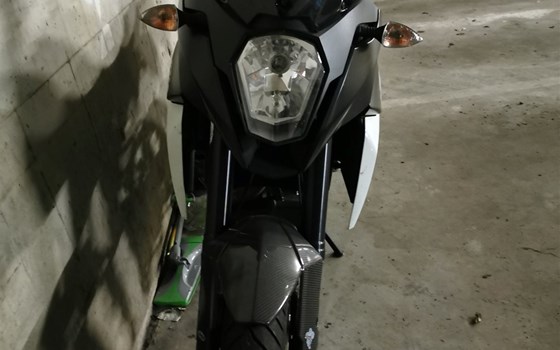Gebrauchtmotorrad KTM 990 Supermoto T - Bild 3 Gebrauchtmotorrad KTM 990 Supermoto T - Bild 3