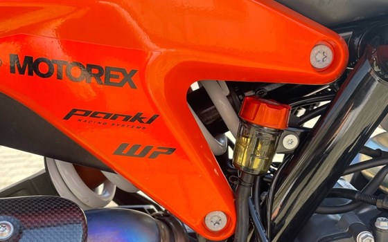 Gebrauchtmotorrad KTM 890 Duke GP - Bild 8 Gebrauchtmotorrad KTM 890 Duke GP - Bild 8