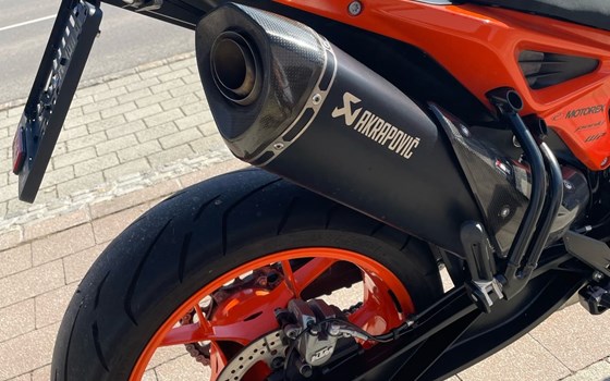 Gebrauchtmotorrad KTM 890 Duke GP - Bild 7 Gebrauchtmotorrad KTM 890 Duke GP - Bild 7