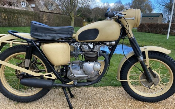 Gebrauchtmotorrad Triumph 3TA - Bild 1