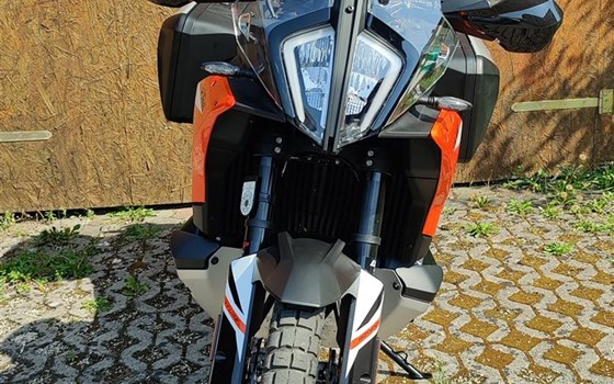 Gebrauchtmotorrad KTM 890 Adventure - Bild 5 Gebrauchtmotorrad KTM 890 Adventure - Bild 5