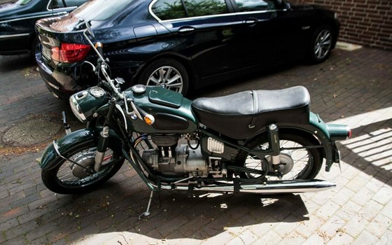 Gebrauchtmotorrad BMW R 27 - Bild 1