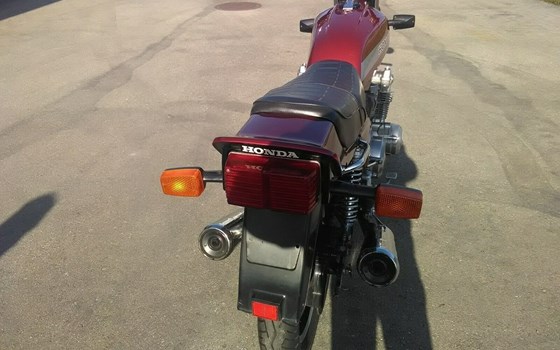 Gebrauchtmotorrad Honda CB 750 F - Bild 3