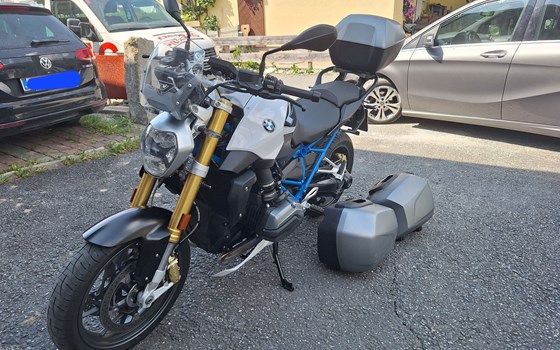 Gebrauchtmotorrad BMW R 1200 R - Bild 1 Gebrauchtmotorrad BMW R 1200 R - Bild 1