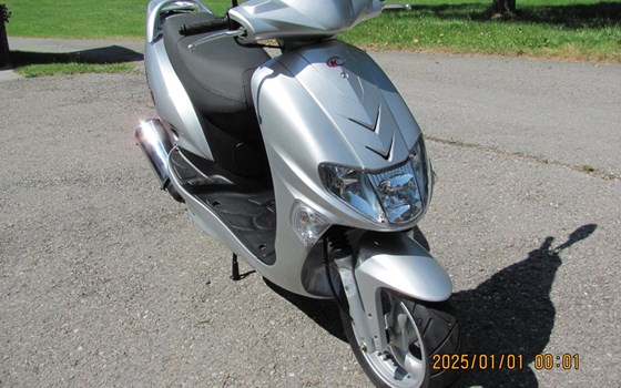 Gebrauchtmotorrad Kymco Vitality 50 - Bild 1 Gebrauchtmotorrad Kymco Vitality 50 - Bild 1