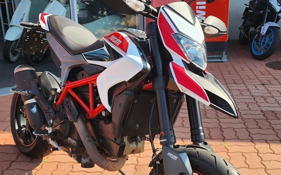 Gebrauchtmotorrad Ducati Hypermotard SP 821 - Bild 2 Gebrauchtmotorrad Ducati Hypermotard SP 821 - Bild 2