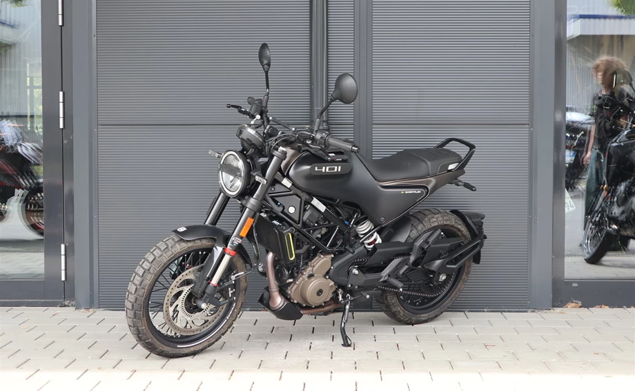 Angebot Husqvarna Svartpilen 401 Bild 3: Angebot Husqvarna Svartpilen 401