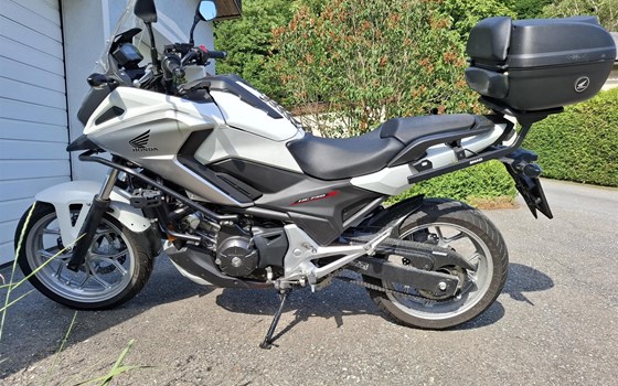Gebrauchtmotorrad Honda NC750X - Bild 2 Gebrauchtmotorrad Honda NC750X - Bild 2