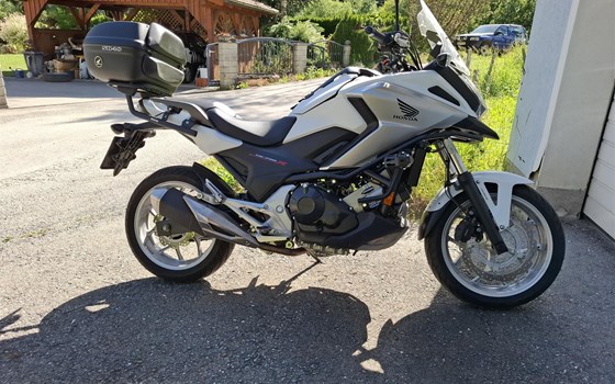 Gebrauchtmotorrad Honda NC750X - Bild 3 Gebrauchtmotorrad Honda NC750X - Bild 3