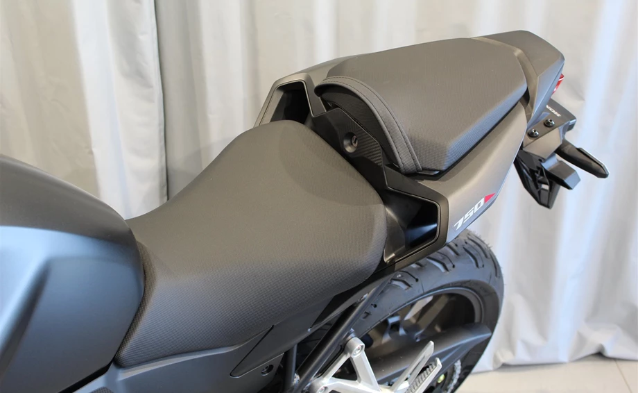 Offer Honda CB750 Hornet Bild 8: Offer Honda CB750 Hornet