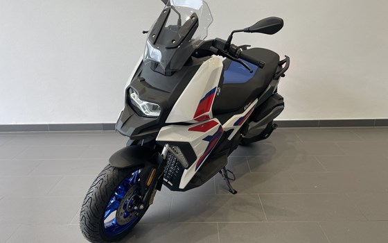 Gebrauchtmotorrad BMW C 400 X - Bild 8 Gebrauchtmotorrad BMW C 400 X - Bild 8