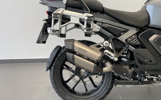 Gebrauchtmotorrad BMW R 1300 GS Adventure - Bild 2 Gebrauchtmotorrad BMW R 1300 GS Adventure - Bild 2