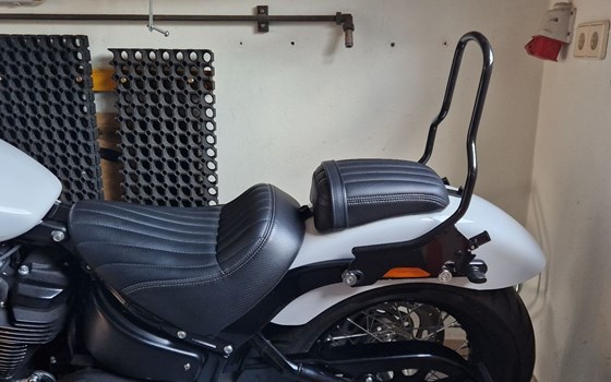 Gebrauchtmotorrad Harley-Davidson Softail Street Bob 114 FXBBS - Bild 13 Gebrauchtmotorrad Harley-Davidson Softail Street Bob 114 FXBBS - Bild 13