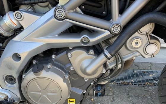 Gebrauchtmotorrad Aprilia Dorsoduro 750 - Bild 3