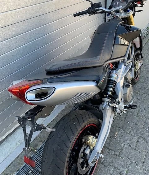 Angebot Aprilia Dorsoduro 750 Bild 4: Angebot Aprilia Dorsoduro 750