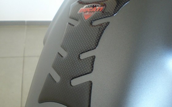 Gebrauchtmotorrad Ducati Monster 900S i.e. - Bild 14