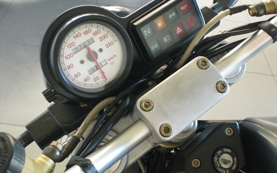 Gebrauchtmotorrad Ducati Monster 900S i.e. - Bild 15