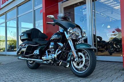 Harley-Davidson Touring Road King FLHR