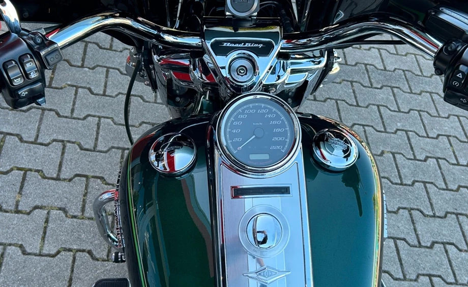 Offer Harley-Davidson Touring Road King FLHR Bild 10: Offer Harley-Davidson Touring Road King FLHR