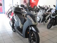 Honda SH300i