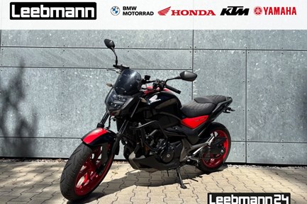 Honda NC750S DCT