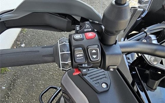 Gebrauchtmotorrad BMW R 1300 GS Adventure - Bild 6 Gebrauchtmotorrad BMW R 1300 GS Adventure - Bild 6