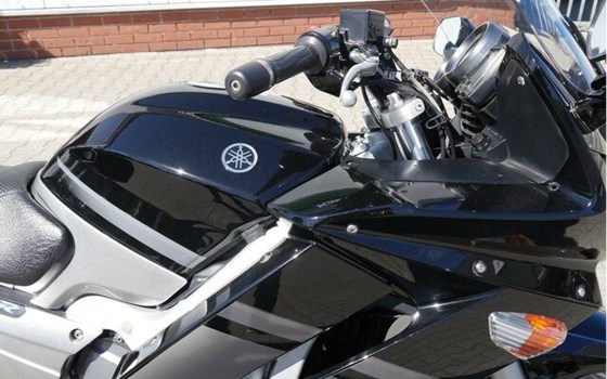 Gebrauchtmotorrad Yamaha FJR1300A - Bild 6