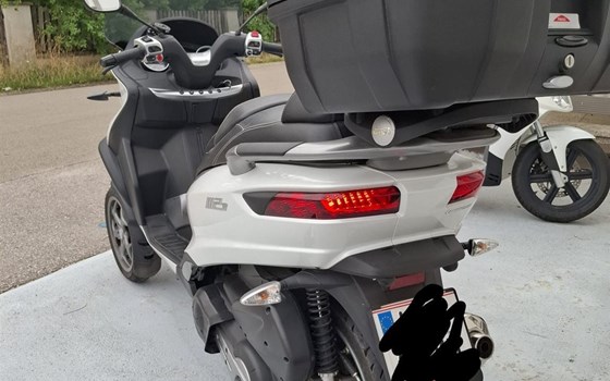 Gebrauchtmotorrad Piaggio MP3 500ie LT Sport - Bild 16 Gebrauchtmotorrad Piaggio MP3 500ie LT Sport - Bild 16