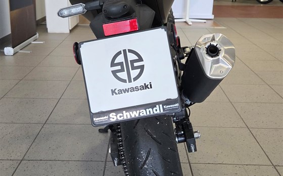 Gebrauchtmotorrad Kawasaki Z 500 SE - Bild 2 Gebrauchtmotorrad Kawasaki Z 500 SE - Bild 2