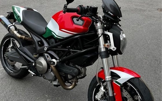 Gebrauchtmotorrad Ducati Monster 696 - Bild 1 Gebrauchtmotorrad Ducati Monster 696 - Bild 1
