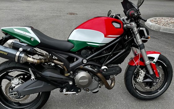 Gebrauchtmotorrad Ducati Monster 696 - Bild 4 Gebrauchtmotorrad Ducati Monster 696 - Bild 4