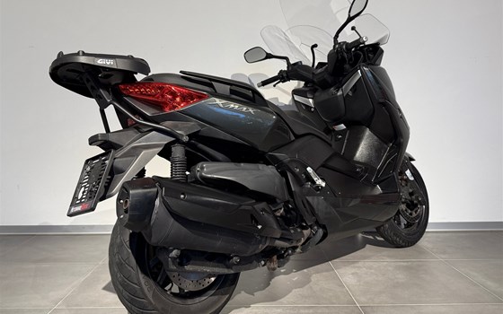 Gebrauchtmotorrad Yamaha XMAX 400 - Bild 5 Gebrauchtmotorrad Yamaha XMAX 400 - Bild 5