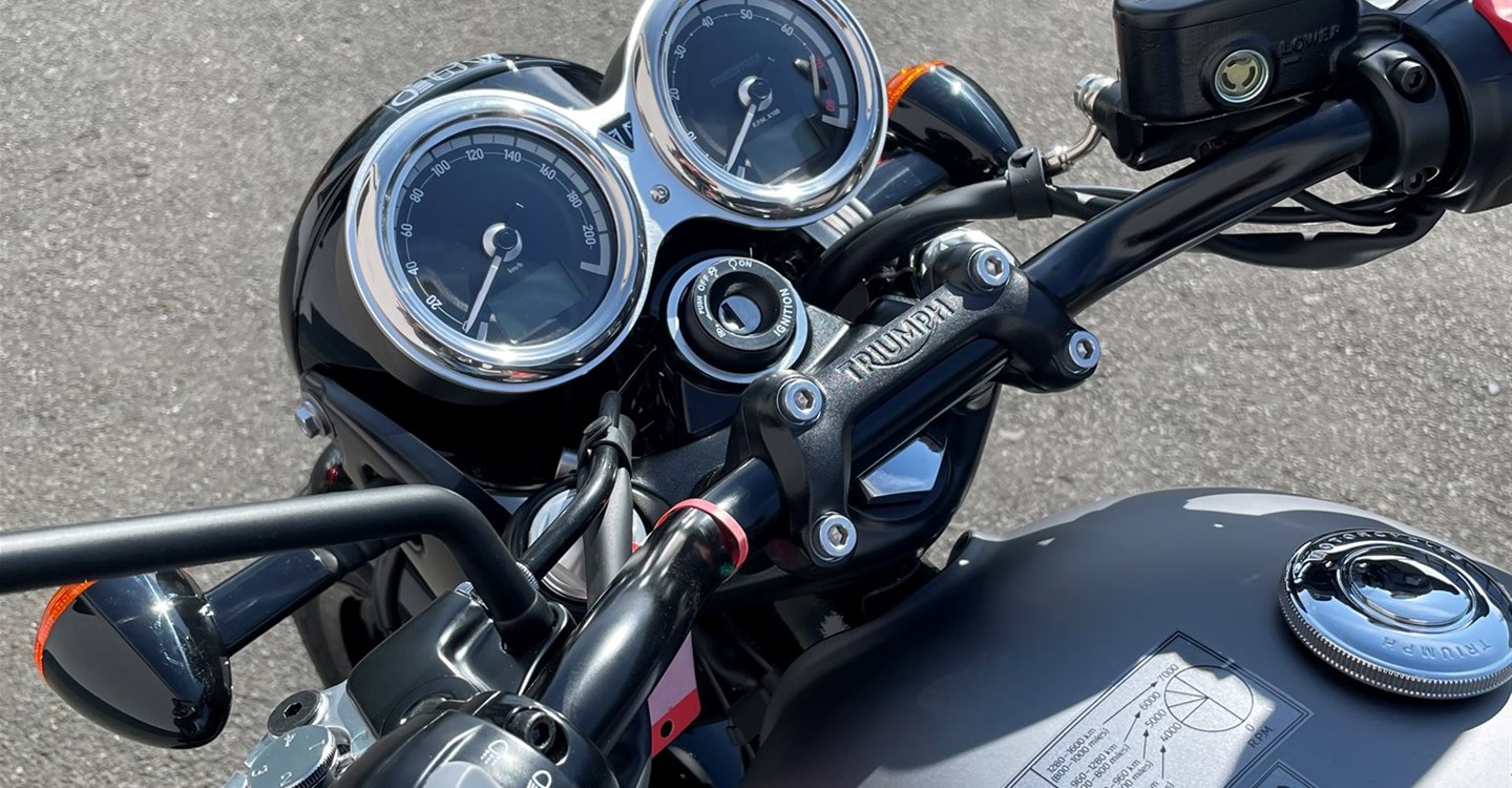 Angebot Triumph Bonneville T120 Black