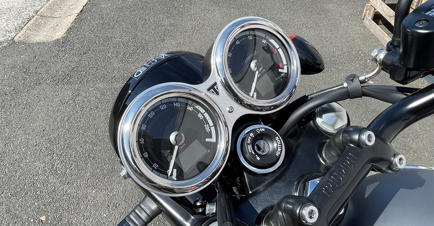 Angebot Triumph Bonneville T120 Black