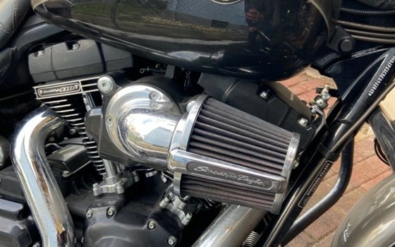 Gebrauchtmotorrad Harley-Davidson Road King Classic FLHRC - Bild 4