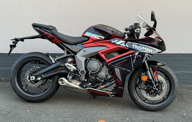 Triumph Daytona 660