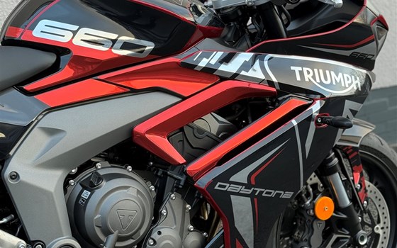Neufahrzeug Triumph Daytona 660 - Bild 6