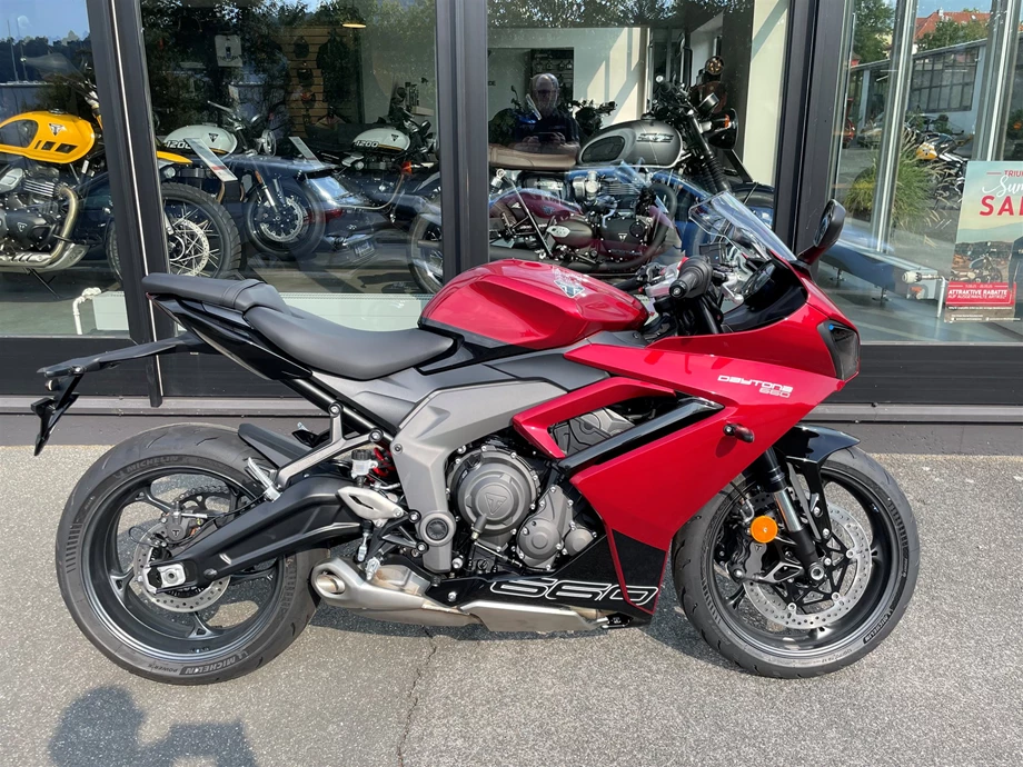 Offer Triumph Daytona 660 Bild 1: Offer Triumph Daytona 660