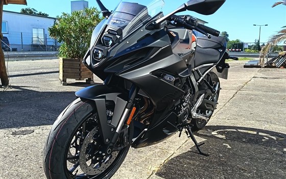 Gebrauchtmotorrad Suzuki GSX-8R - Bild 2