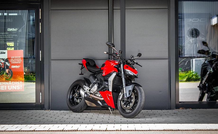 Angebot Ducati Streetfighter V2 Bild 6: Angebot Ducati Streetfighter V2