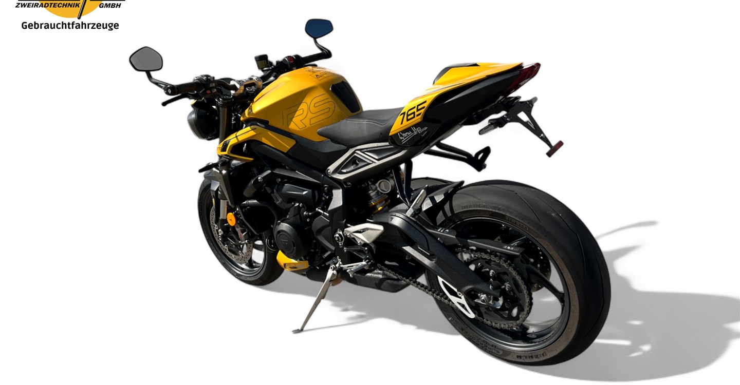 Offer Triumph Street Triple 765 RS