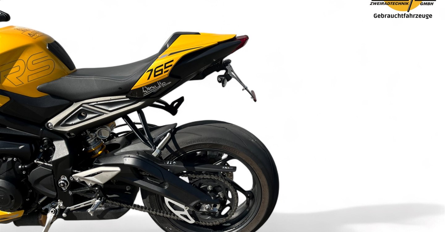Offer Triumph Street Triple 765 RS